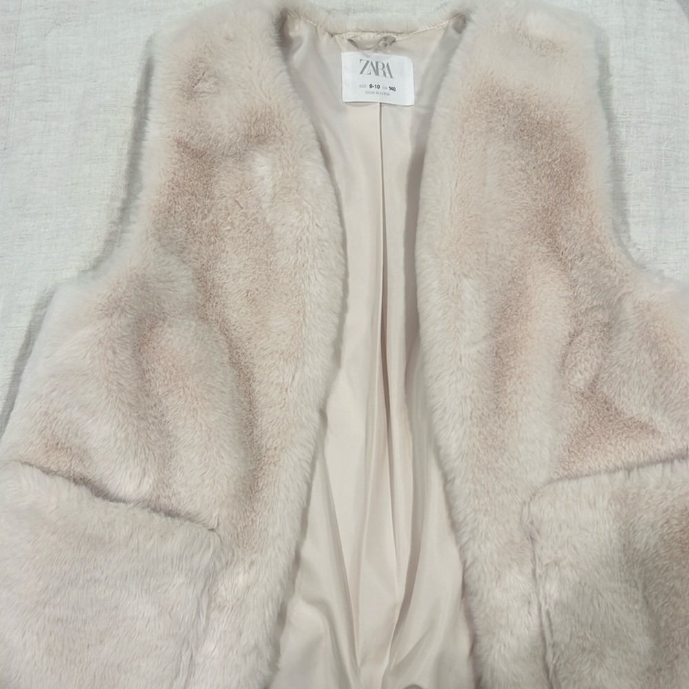 Zara kids vest fur